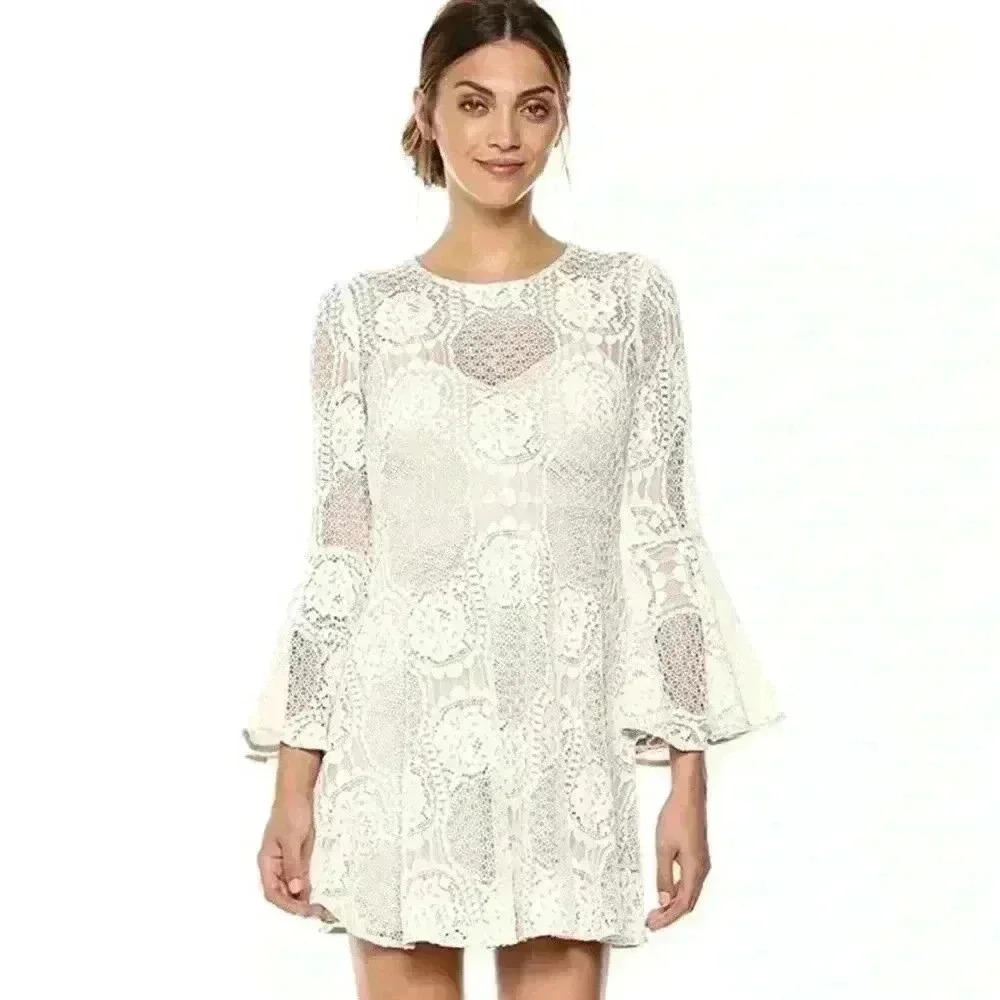 Donna Morgan Women’s Ivory Floral Crochet Lace Bell Sleeve Dress‎ Sz 10